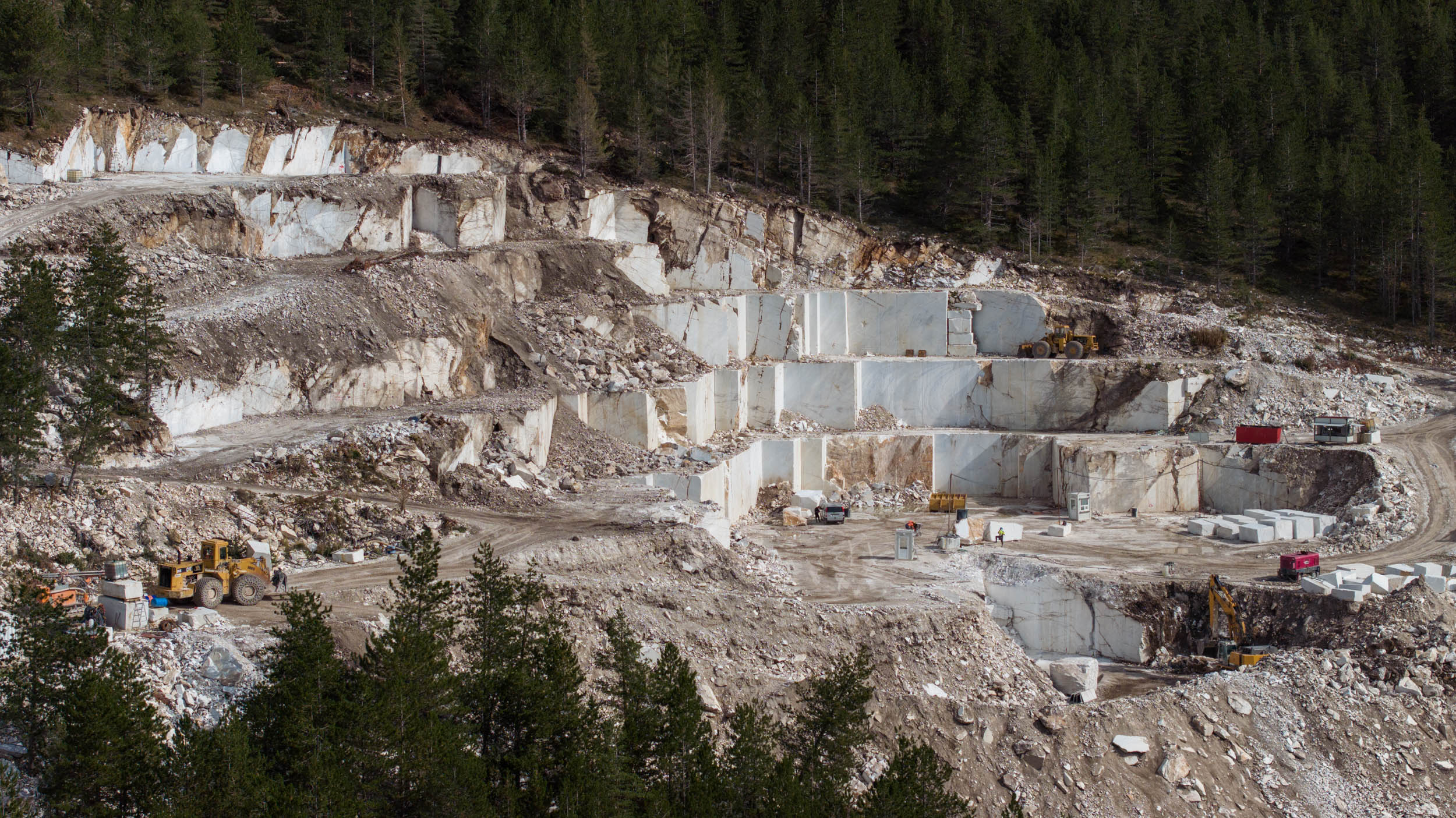 Aerial view of Fleva Dione quarry