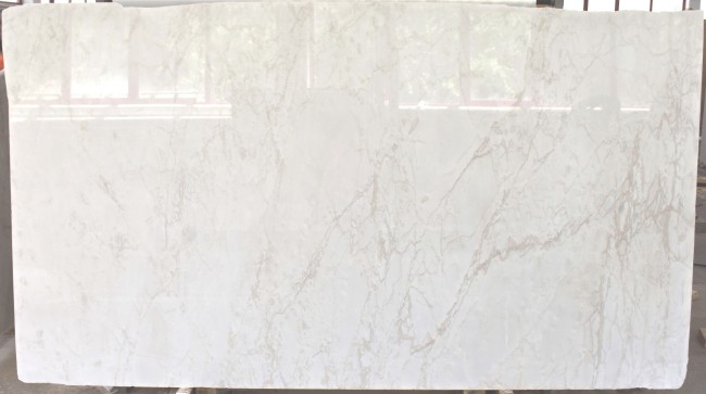 Calacatta Ango slab