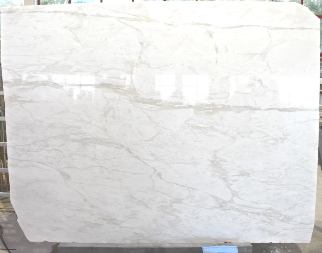 Calacatta Ango slab