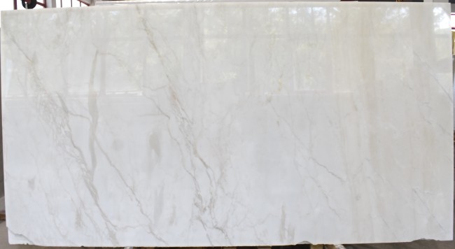 Calacatta Ango slab