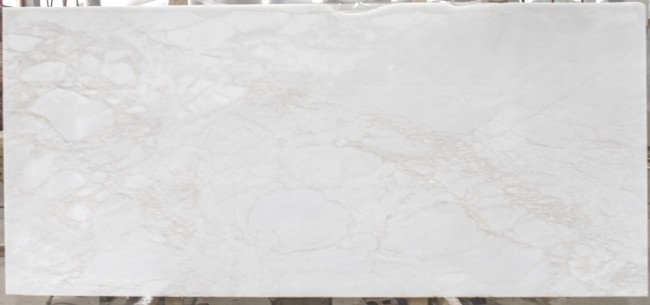 Calacatta Ango slab