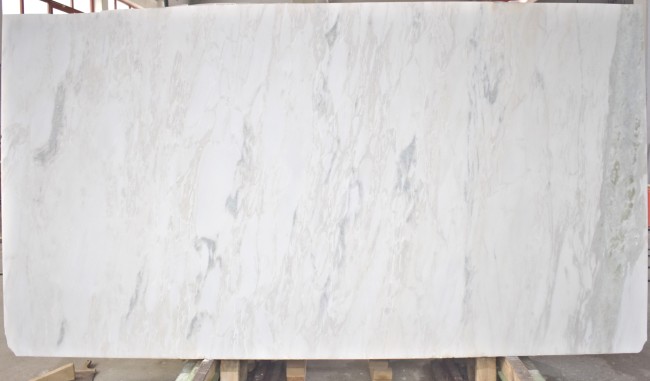 Calacatta Ango slab