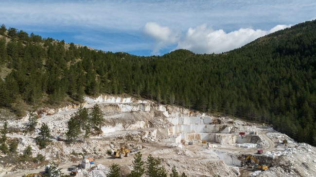 Aerial view of Fleva Dione quarry