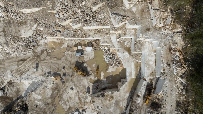 Aerial view of Fleva Dione quarry