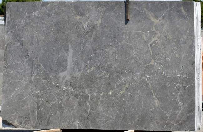 Mont Parnes slab