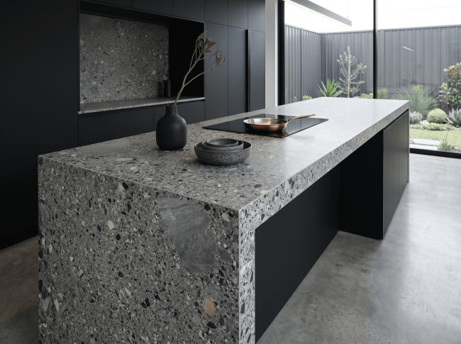 Ceppo Di Ciottoli Countertop Application
